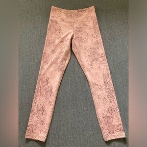 ZYIA Pink Etching Light N Tight 7/8 Leggings